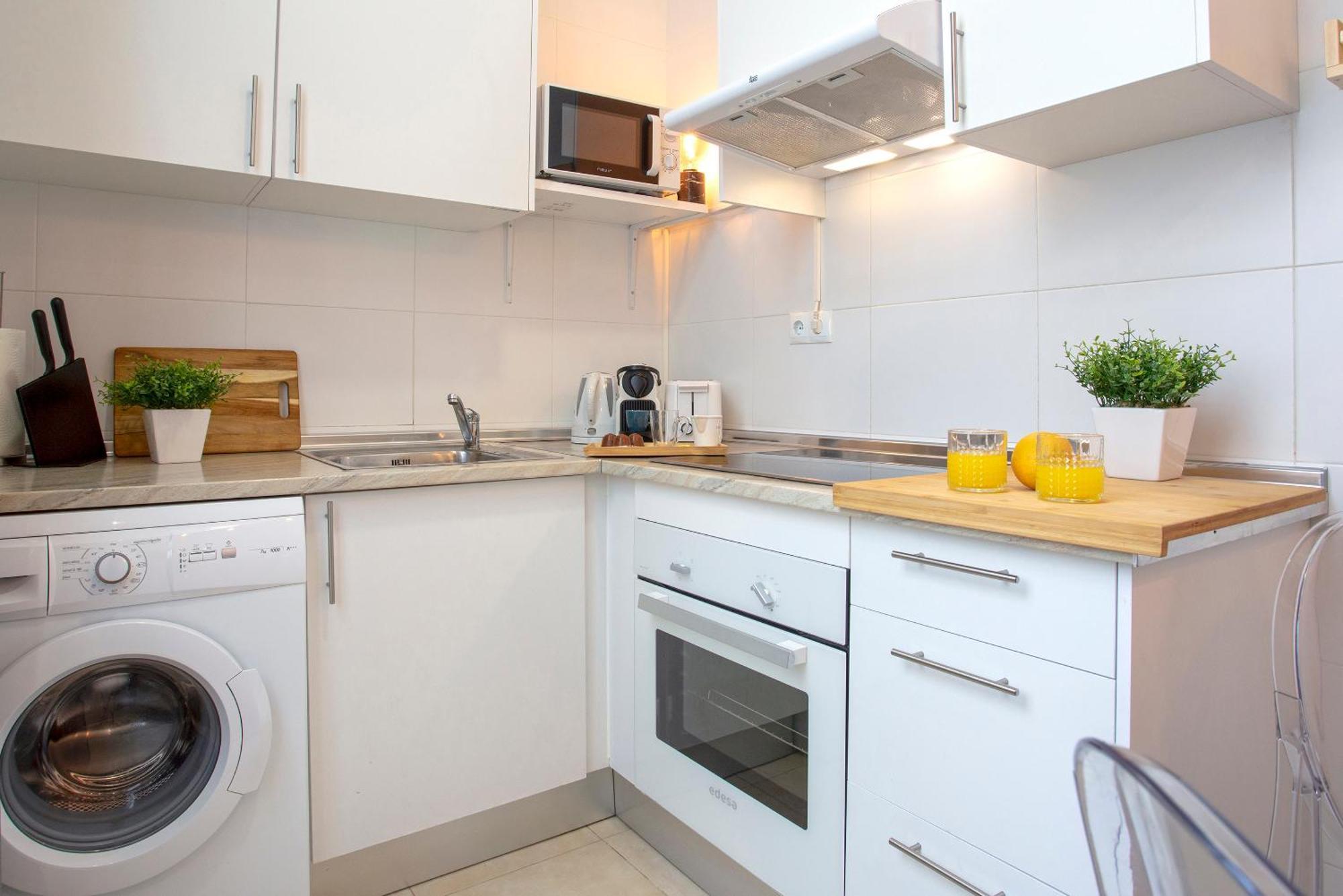 Apartamento Reformado En Malaga Centro By Rent Me Eksteriør billede